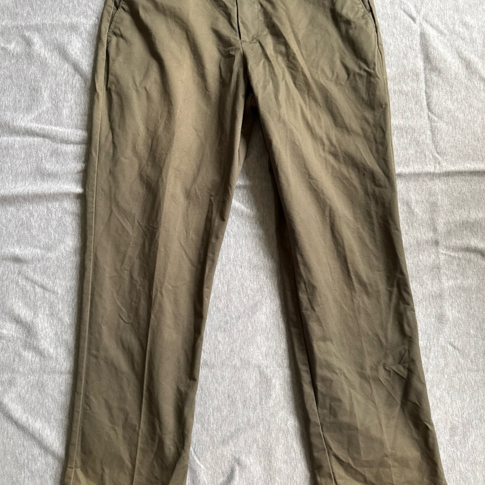 Dockers Green Chinos Classic Style